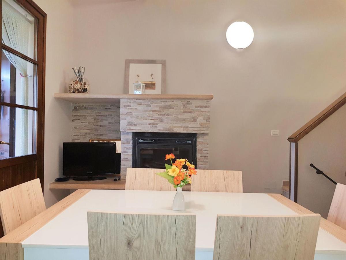 Holiday Home Il Portale Di Arturo By Interhome Pozzolengo Eksteriør billede